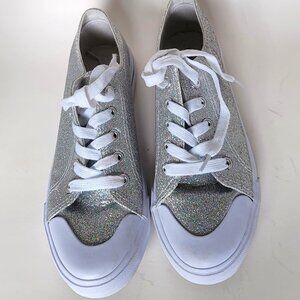 Roebuck & Co girls silver glitter sneakers size 5M.